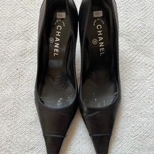 Chanel pumps